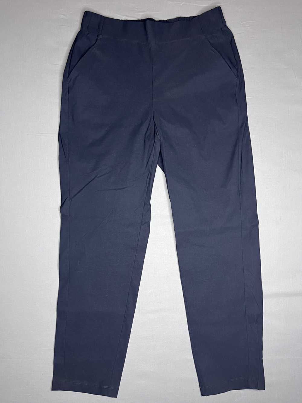 Modern ambition women’s travel pants Size medium